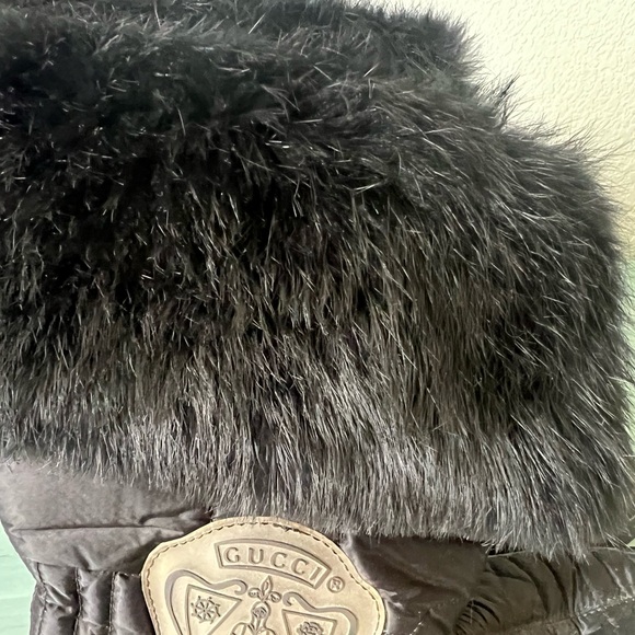 Gucci Hysteria Rabbit Fur Snow Boots - Picture 5 of 12